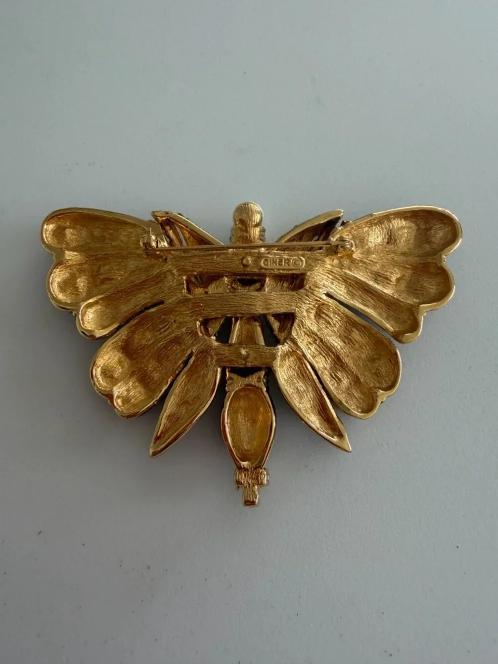 CINER Crystal Caramel Vintage Gold Tone Butterfly Brooch Pin